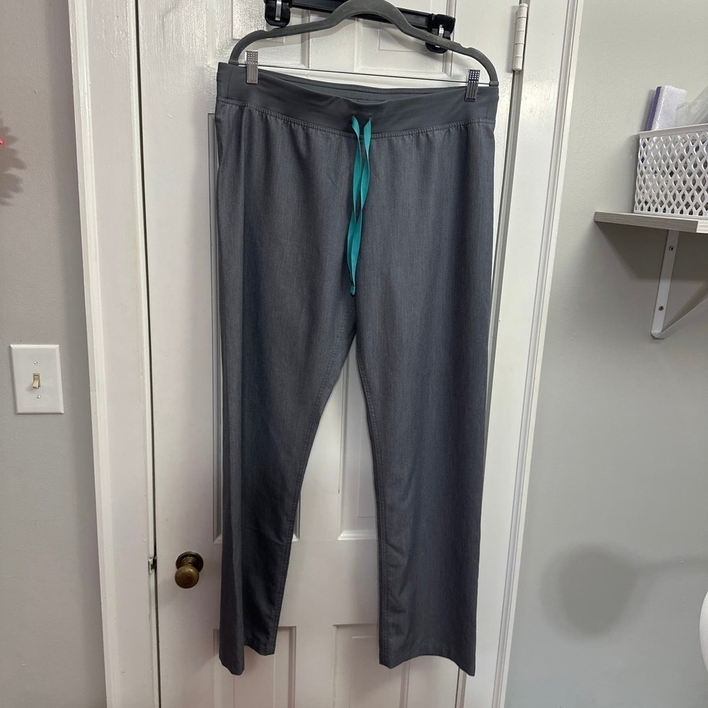 FIGS scrub pants